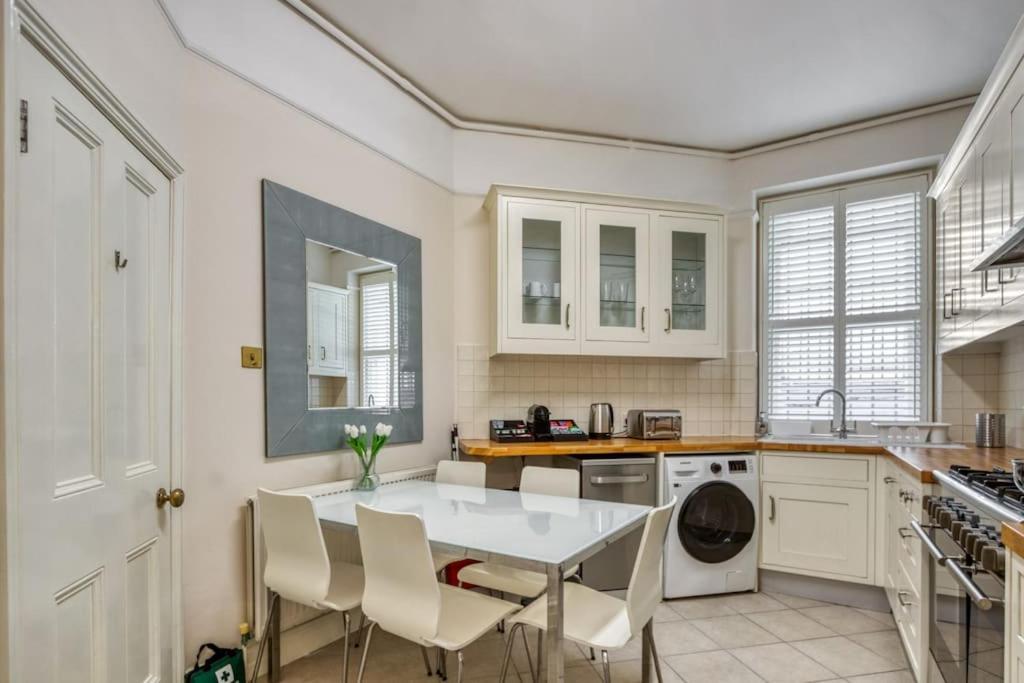 2bed 2bath Earls Court Apartamento *