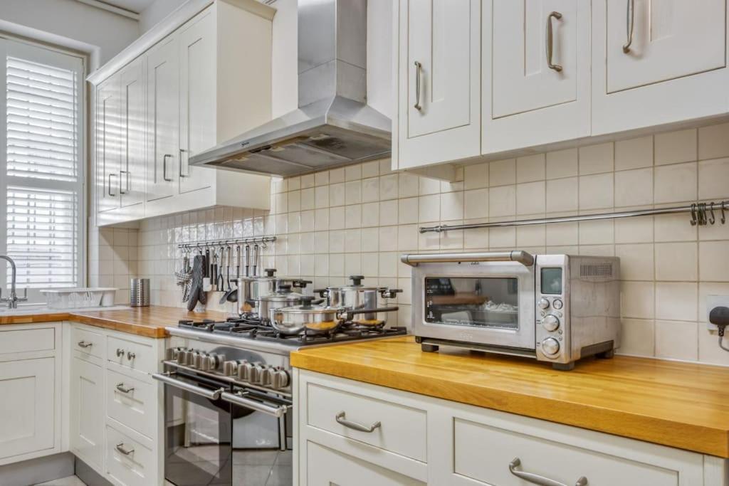 2bed 2bath Earls Court Apartamento Londres