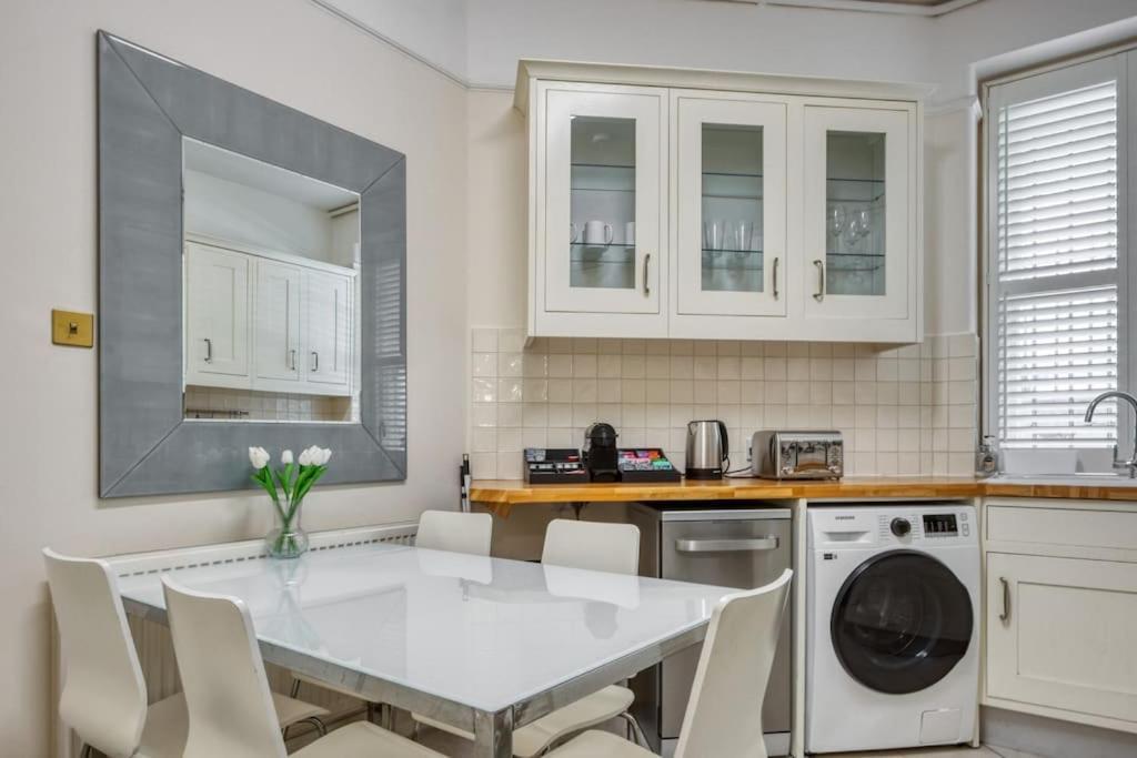 Apartamento 2bed 2bath Earls Court *