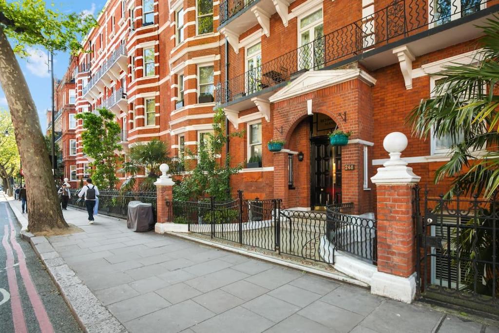 2bed 2bath Earls Court Londres